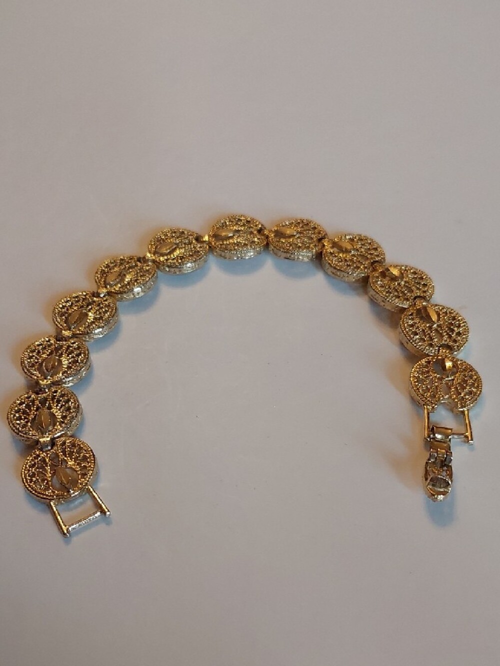 Diamond-cut Goldtone Dainty Filigree Link Bracelet And Station Necklace EUC - Picture 12 of 16